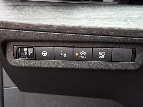 Certified 2023 Nissan Ariya FWD image 26