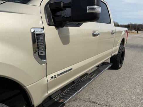 Used 2017 Ford F250 Lariat w/ Lariat Ultimate Package image 37