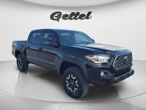 Certified 2023 Toyota Tacoma TRD Off-Road w/ Technology Package AWD/4WD image 3