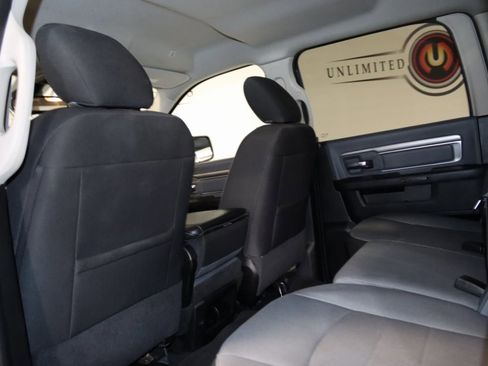 Used 2022 RAM 1500 Classic SLT image 51