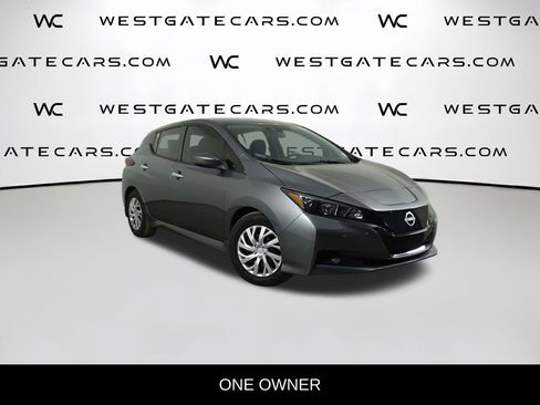 Used 2023 Nissan Leaf S image 2