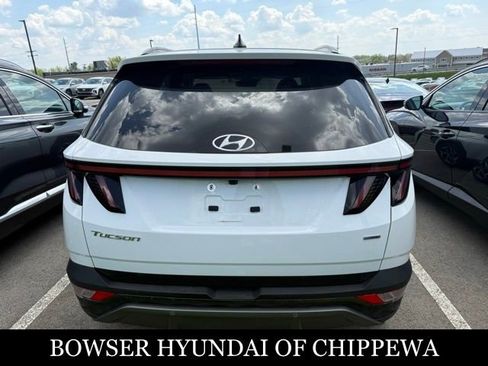 Used 2023 Hyundai Tucson Limited AWD/4WD image 5