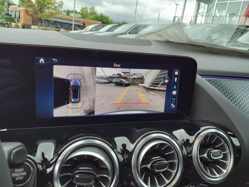 Used 2025 Mercedes-Benz GLA 250 4MATIC image 20