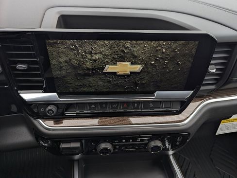 New 2026 Chevrolet Silverado 1500 LT Trail Boss w/ Convenience Package II image 26