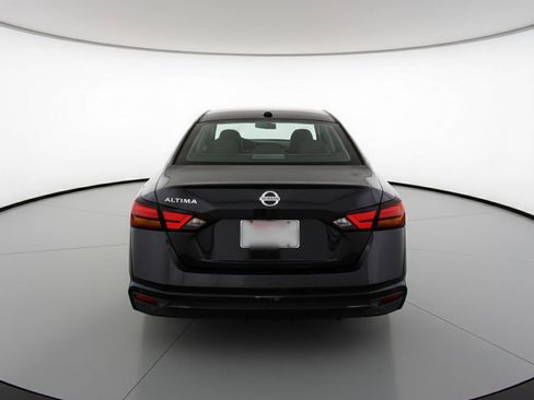Used 2025 Nissan Altima 2.5 SV image 7