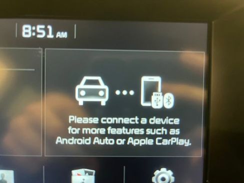 Used 2018 Kia Niro EX image 32