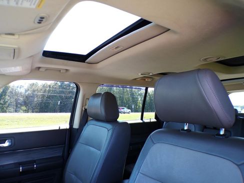 Used 2019 Ford Flex Limited w/ Equipment Group 303A AWD/4WD image 12