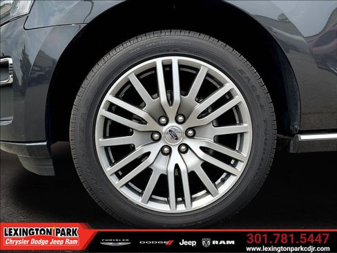 Used 2023 Ford Expedition Platinum AWD/4WD image 33