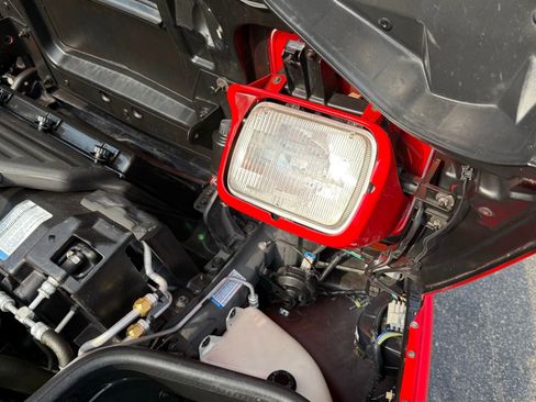 Used 1996 Chevrolet Corvette Convertible RWD image 28