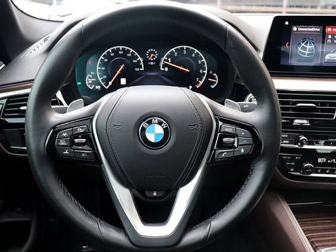 Used 2019 BMW 540i xDrive w/ Executive Package image 34