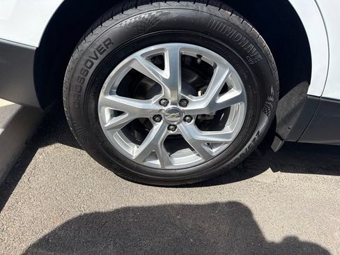 Used 2019 Chevrolet Equinox LT FWD image 5