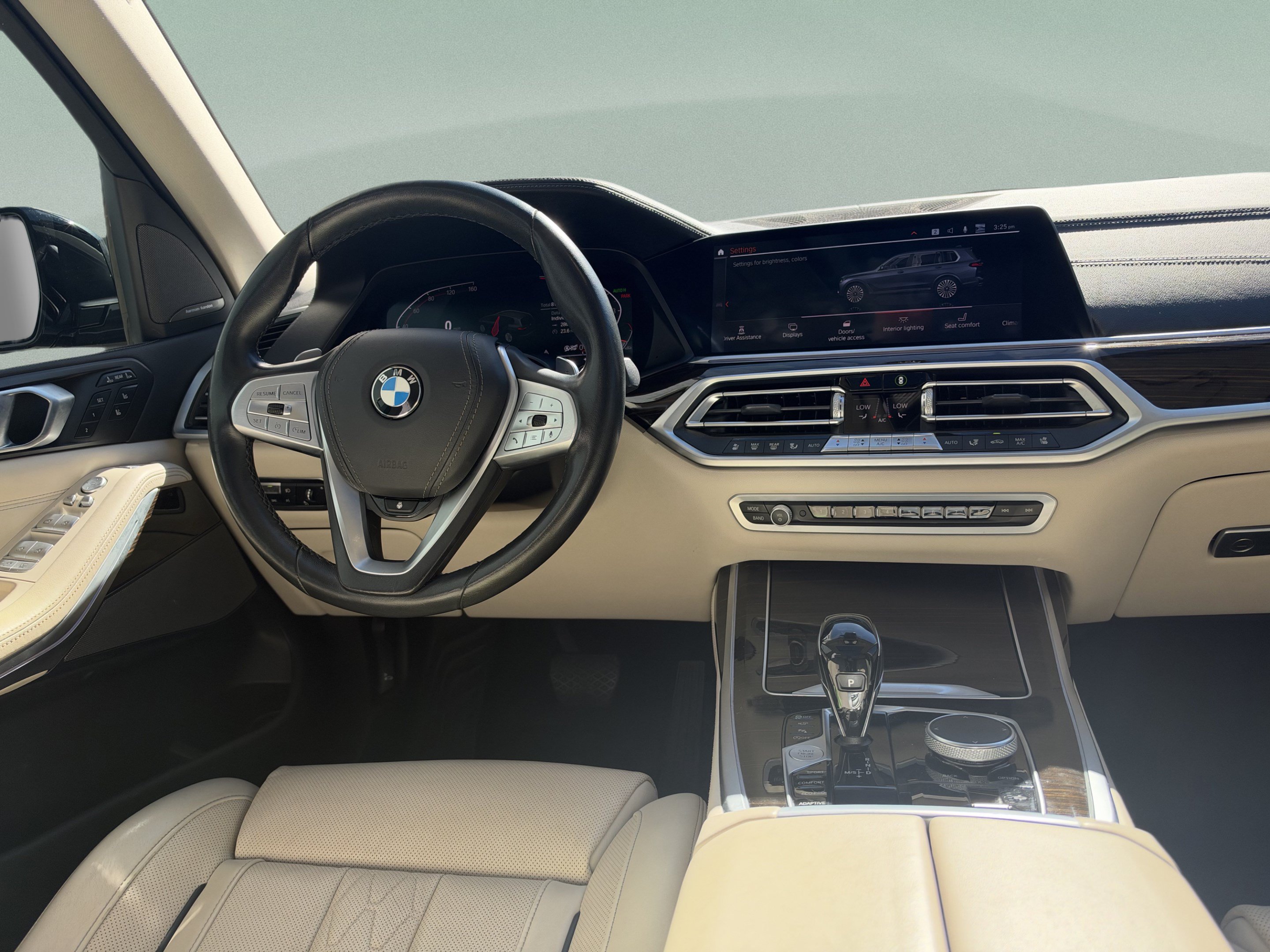 Used 2020 BMW X7 xDrive40i w/ Premium Package AWD/4WD image 7