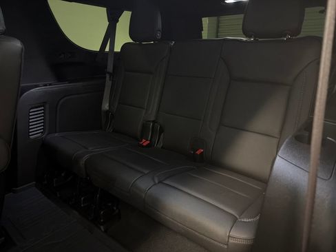 Used 2024 GMC Yukon XL Denali w/ Advanced Technology Package RWD image 14