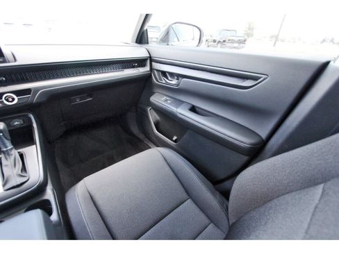 Used 2025 Honda CR-V LX image 10