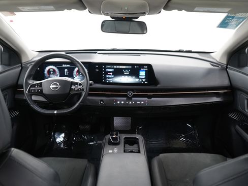 Used 2023 Nissan Ariya FWD image 14