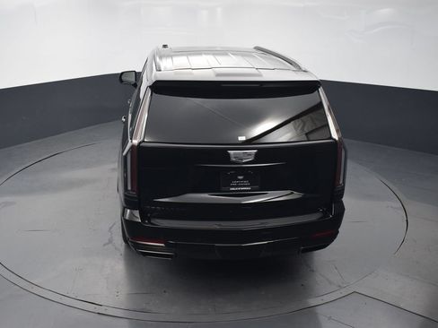 Certified 2026 Cadillac Escalade Platinum Sport w/ LPO, ONYX Package AWD/4WD image 47