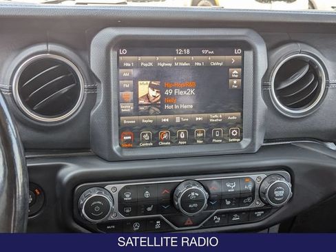 Used 2020 Jeep Gladiator Overland AWD/4WD image 22