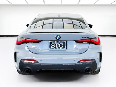Used 2024 BMW 430i Coupe w/ M Sport Package RWD image 5
