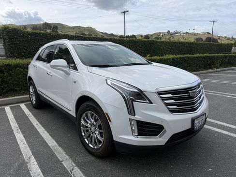 Used 2019 Cadillac XT5 Luxury image 3