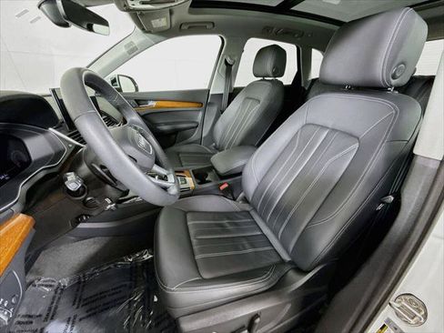 Certified 2023 Audi Q5 2.0T Premium Plus w/ Premium Plus Package AWD/4WD image 5