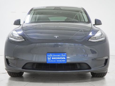 Used 2023 Tesla Model Y Long Range image 2