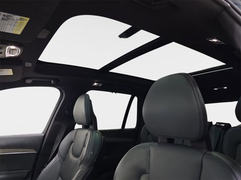 Used 2021 Volvo XC90 T6 Inscription w/ Advanced Package image 33
