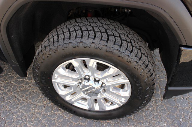 Used 2023 GMC Sierra 2500 Denali w/ Denali Ultimate Package AWD/4WD image 10