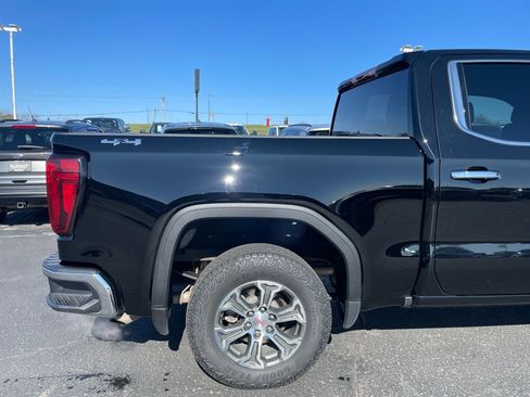 Used 2025 GMC Sierra 1500 SLT AWD/4WD image 29