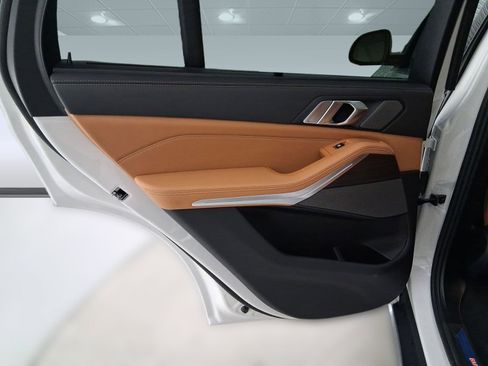 New 2026 BMW X5 xDrive40i w/ Executive Package image 28