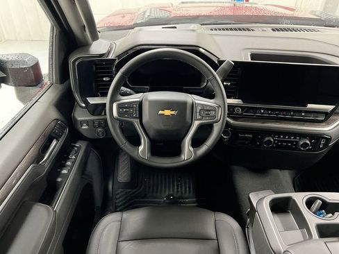 Used 2026 Chevrolet Silverado 2500 LTZ AWD/4WD image 11
