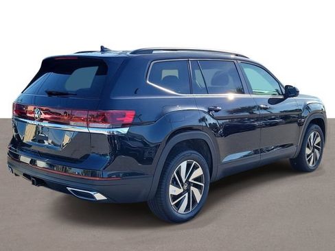 New 2026 Volkswagen Atlas SE FWD image 4