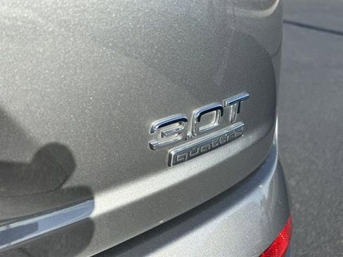 Used 2018 Audi Q7 3.0T Prestige w/ Prestige Package image 10