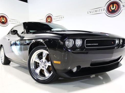 Used 2009 Dodge Challenger R/T image 13
