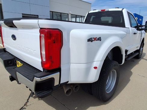 Used 2023 Ford F350 XLT image 9