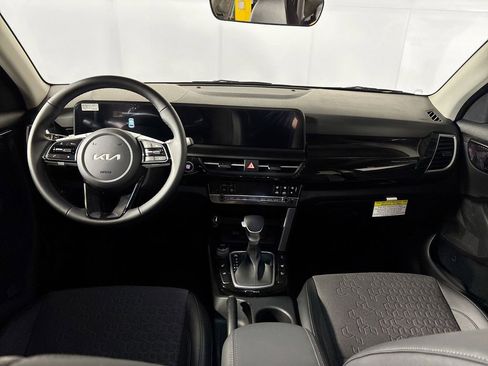 New 2026 Kia Seltos S AWD/4WD image 12