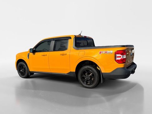 Used 2022 Ford Maverick Lariat w/ Lariat Luxury Package image 3