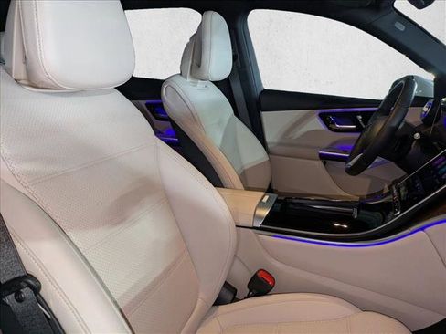 Certified 2025 Mercedes-Benz GLC 300 GLC 300 image 23