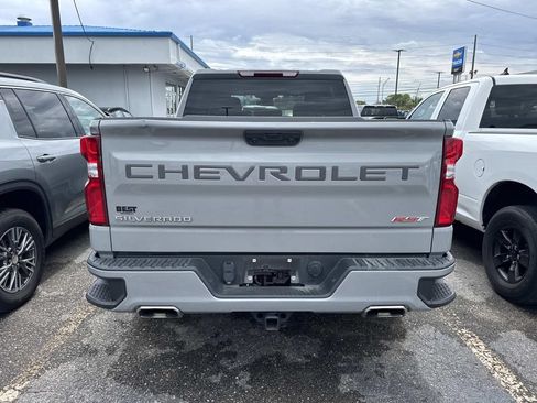 Used 2024 Chevrolet Silverado 1500 RST w/ Z71 Off-Road Package AWD/4WD image 8
