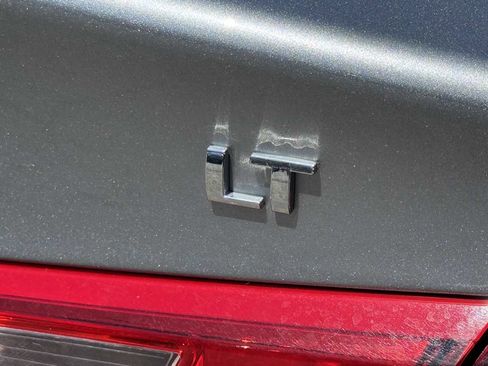 Used 2025 Chevrolet Malibu LT image 13