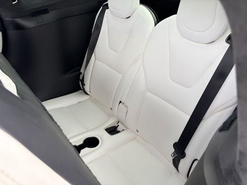 Used 2018 Tesla Model X 75D image 25