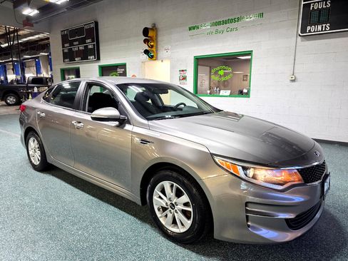 Used 2016 Kia Optima LX image 4