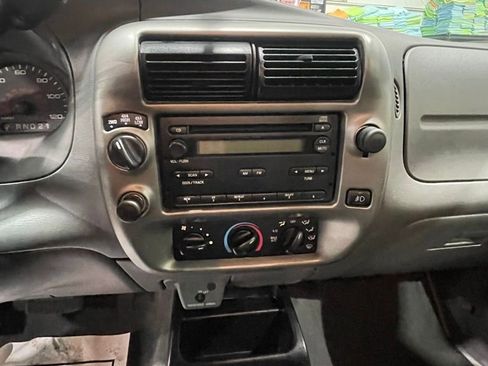 Used 2006 Ford Ranger XLT image 12