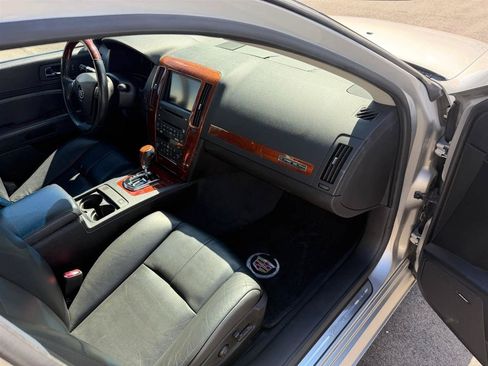 Used 2007 Cadillac STS w/ Preferred Equipment Group RWD image 34