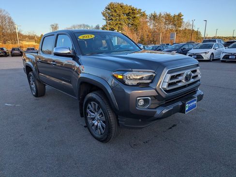 Used 2023 Toyota Tacoma Limited image 8