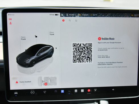 Used 2023 Tesla Model 3 Standard Range RWD image 22