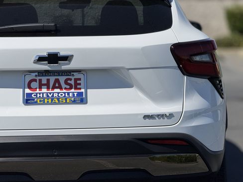 New 2025 Chevrolet Trax ACTIV w/ Driver Confidence Package image 6