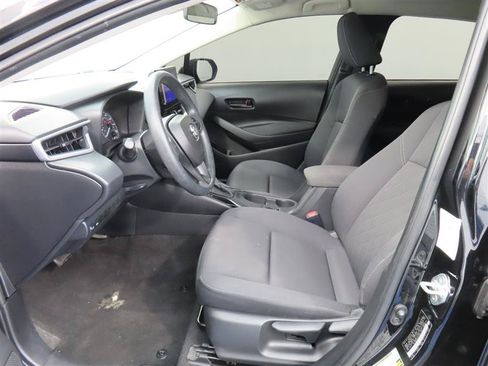 Used 2023 Toyota Corolla LE FWD image 17