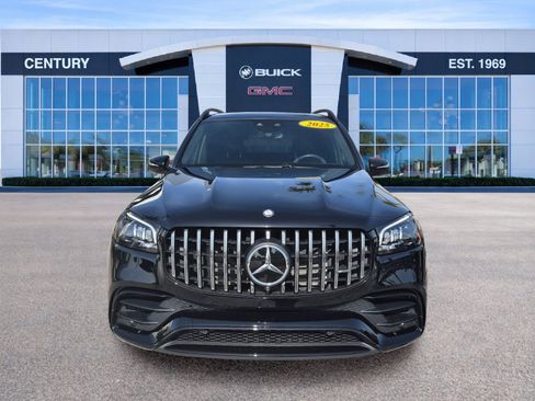 Used 2025 Mercedes-Benz GLS 63 AMG 4MATIC image 2