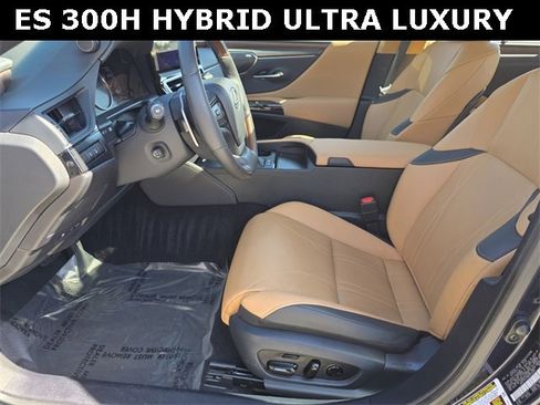 Used 2024 Lexus ES 300h Ultra Luxury image 22