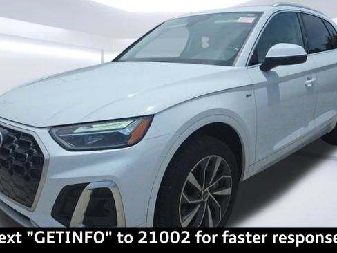 Used 2023 Audi Q5 2.0T Premium Plus w/ Premium Plus Package AWD/4WD image 3
